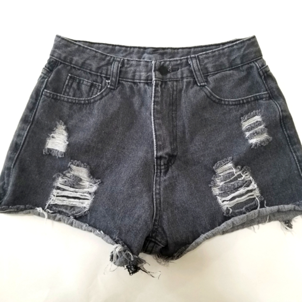 JEAN  DISTRESSED SHORTS